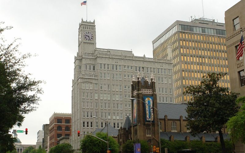 317 East Capitol Street, Jackson Image 8