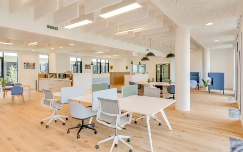 303 Congressional Blvd, Carmel Image 4