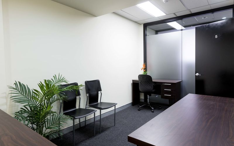 46 Cavill Avenue, Surfers Paradise Image 9