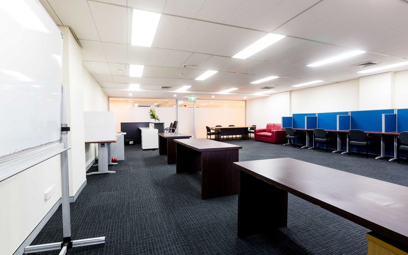 46 Cavill Avenue, Surfers Paradise Image 5