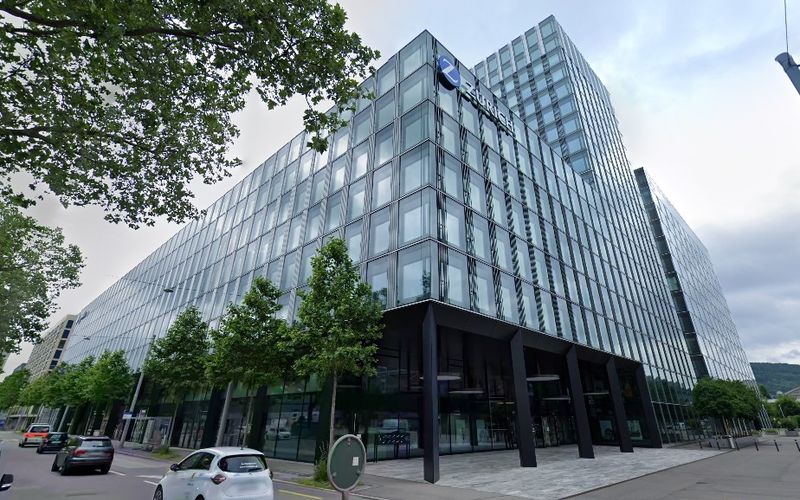 56 Hagenholzstrasse, Zurich Image 6