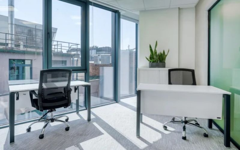 550 Robson St, Vancouver Image 3