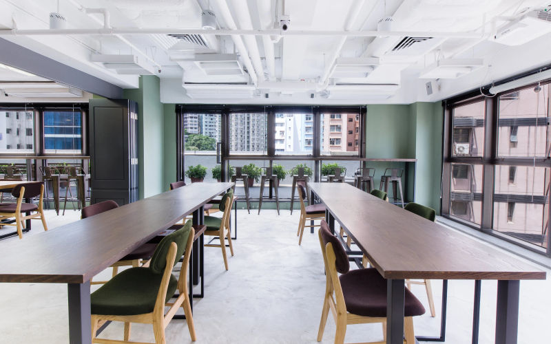 12 Queen's Road West, Sheung Wan Image 1