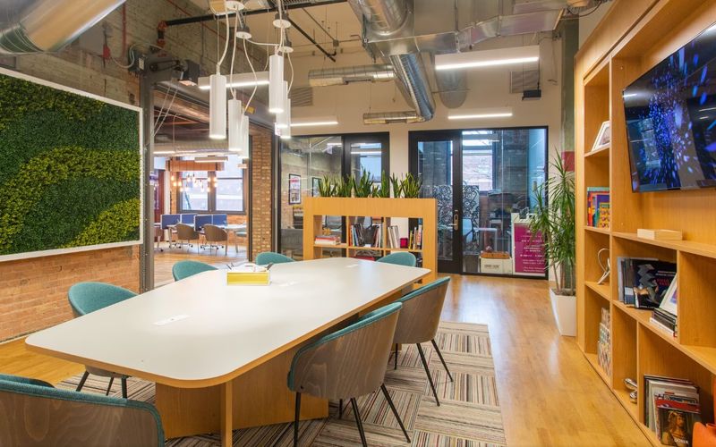 159 N Sangamon Street, Chicago Image 8