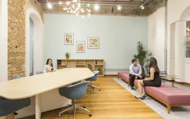 Av Almte Miguel Grau 709, Lima Image 1