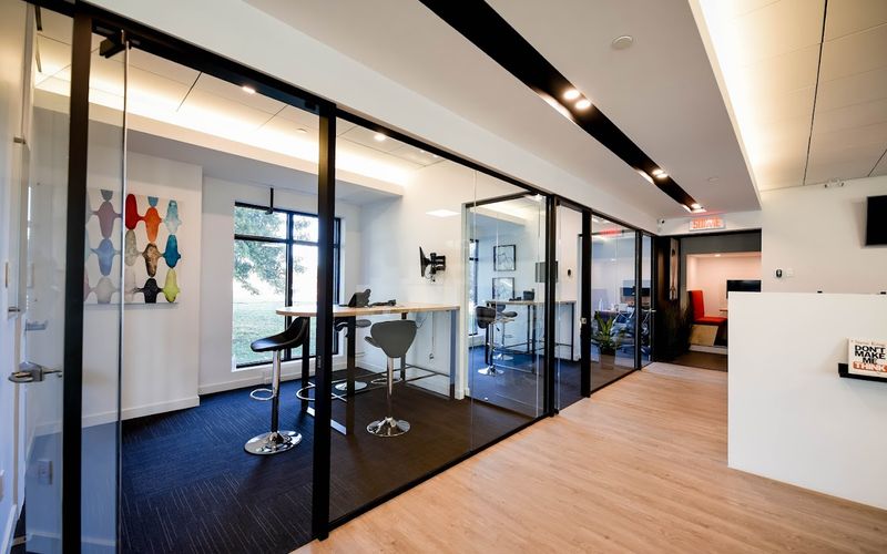 2727 Saint-patrick St, Montreal Image 2