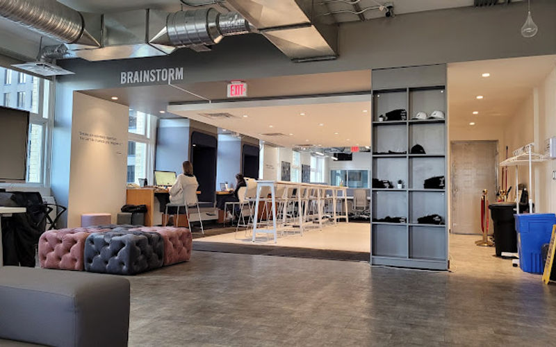 167 Lombard Ave, Winnipeg Image 5