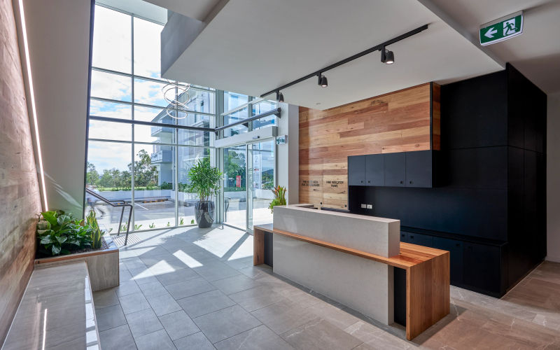 3 Clunies Ross Court, Eight Mile Plains Image 1