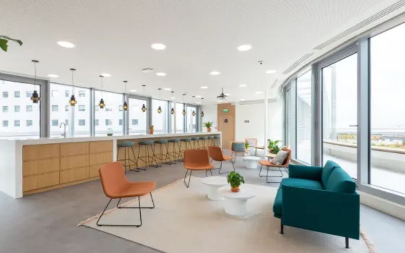 1632 E 23rd Ave, Hutchinson Image 2