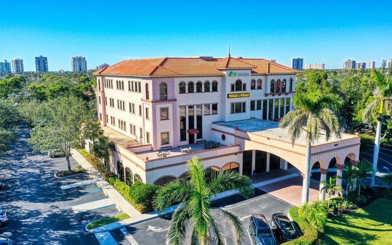 4851 Tamiami Trail North, Naples Image 6