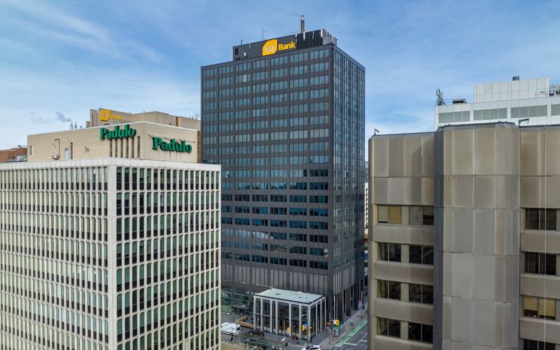 2 St Clair Avenue West, Toronto Image 1