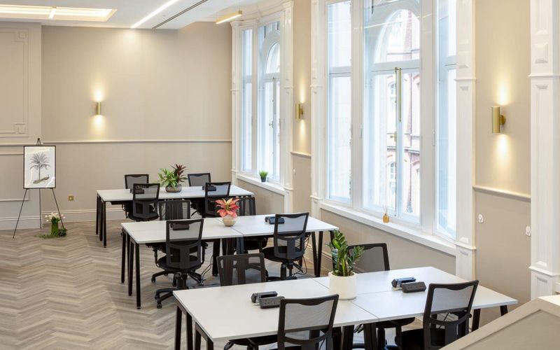 117 Piccadilly, Greater London Image 1