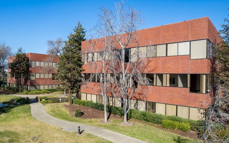 39899 Balentine Drive, Newark Image 9