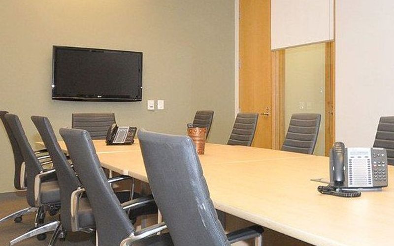 2275 Upper Middle Rd E, Oakville Image 4