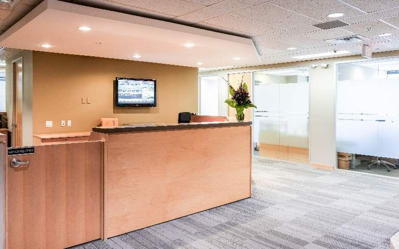 2300 Yonge St, Toronto Image 4