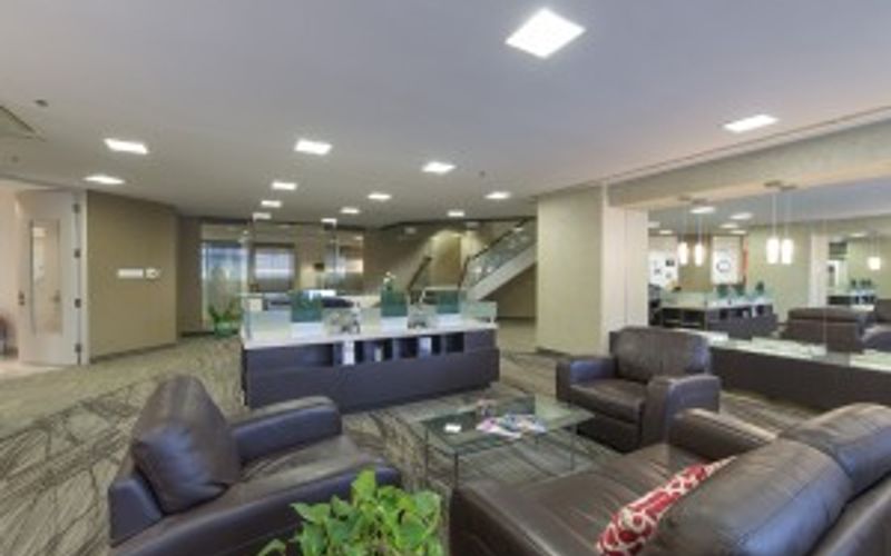 440 Laurier Avenue West, Ottawa Image 2