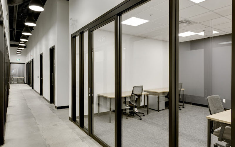 407 Iroquois Shore Rd, Oakville Image 2