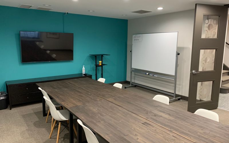 132 Trafalgar Rd, Oakville Image 4