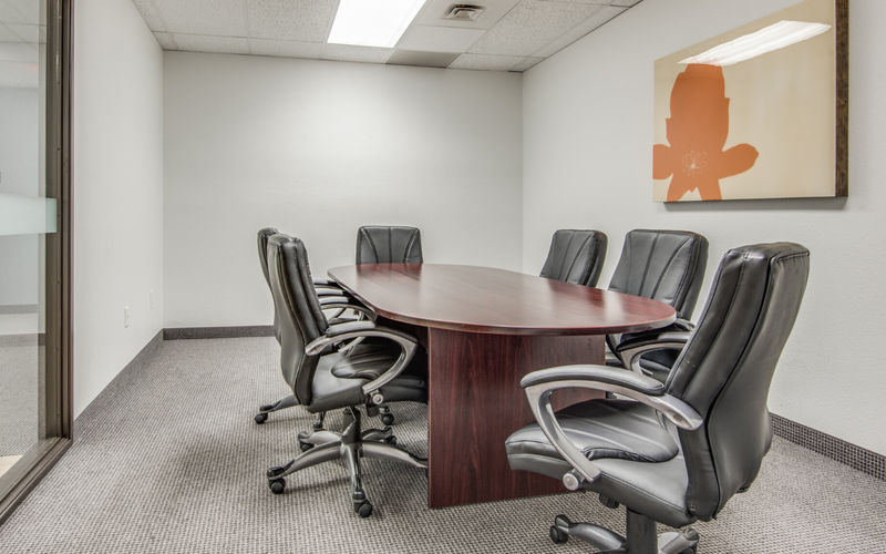 9550 Forest Ln, Dallas Image 3