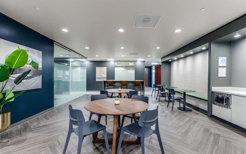 11011 Richmond Ave, Houston Image 6