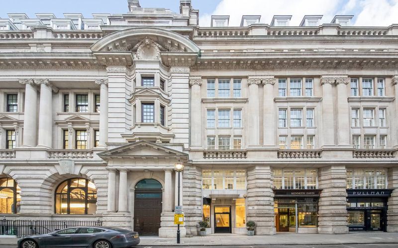 15 King Street, St James's Image 11