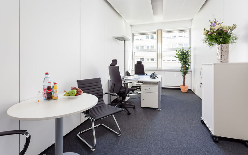 69 Mainzer Landstrasse, Frankfurt Image 5