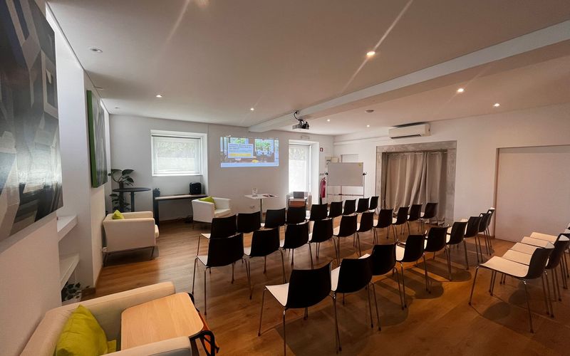 5 Seara Nova St, Lisbon Image 8