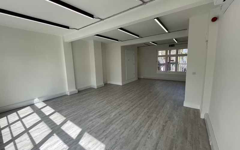 3-5 Barrett Street, Marylebone, 20 DESKS 3-5 Barrett Street, Marylebone Image 1