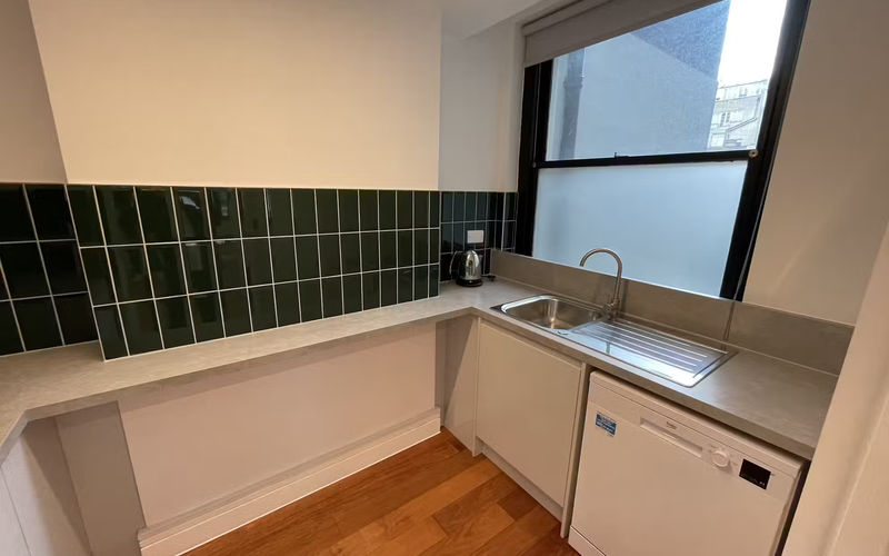 16 D'arblay Street, Greater London Image 2