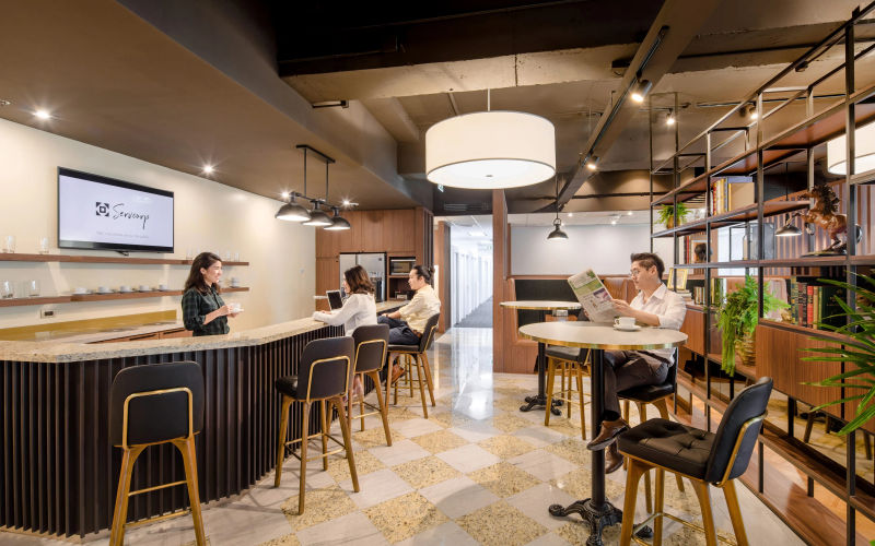 540 Ploenchit Road, Lumpini Image 2