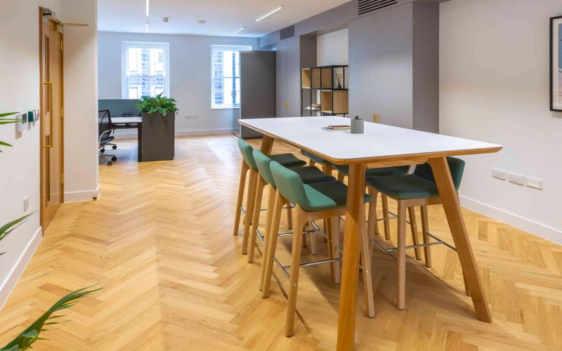 18 Conduit Street, Greater London Image 5