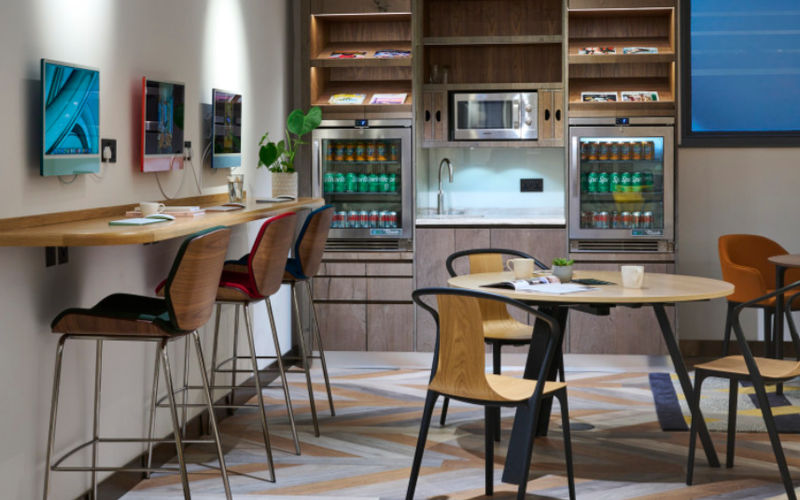 5 Bolton Street, Greater London Image 7