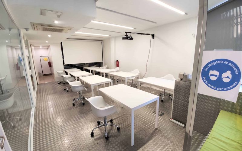 25 Carrer Dels Albigesos, Barcelona Image 4