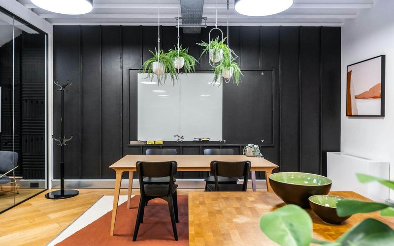 1 Bath Place, Shoreditch Image 2