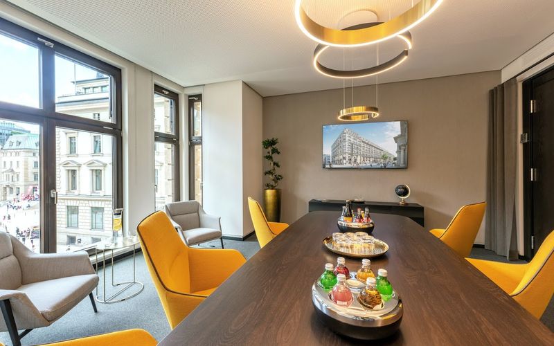 32 Alter Wall, Hamburg Image 4