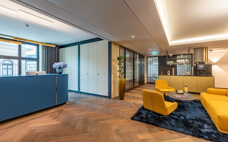 32 Alter Wall, Hamburg Image 6