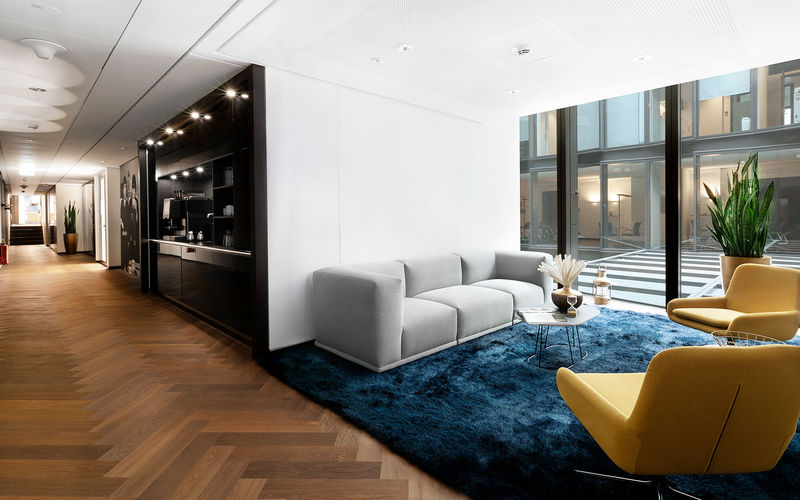 32 Alter Wall, Hamburg Image 7