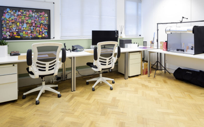 14 Commercial Way, Woking Image 1