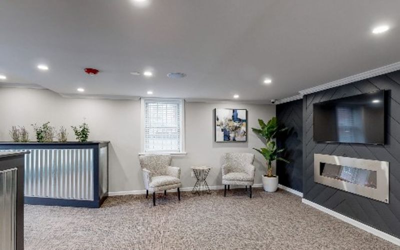 48 S Market St, Elizabethtown Image 2