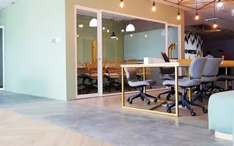 18 Jalan Boulevard Artha Gading, Jkt Utara Image 6