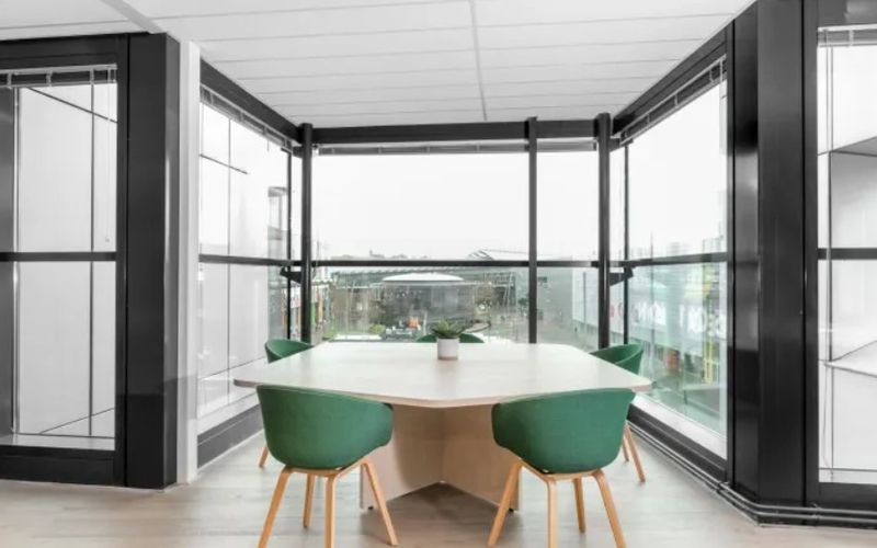 728 King's Rd Tsat Tsz Mui, Hong Kong Image 4