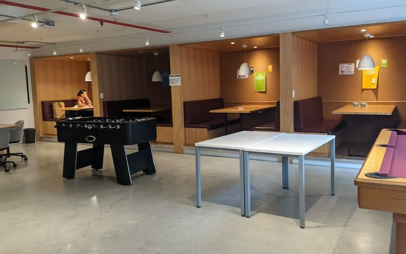 79-66 Carrera 11, Bogota Image 5