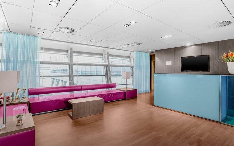 127 Schiphol Boulevard, Schiphol Image 1