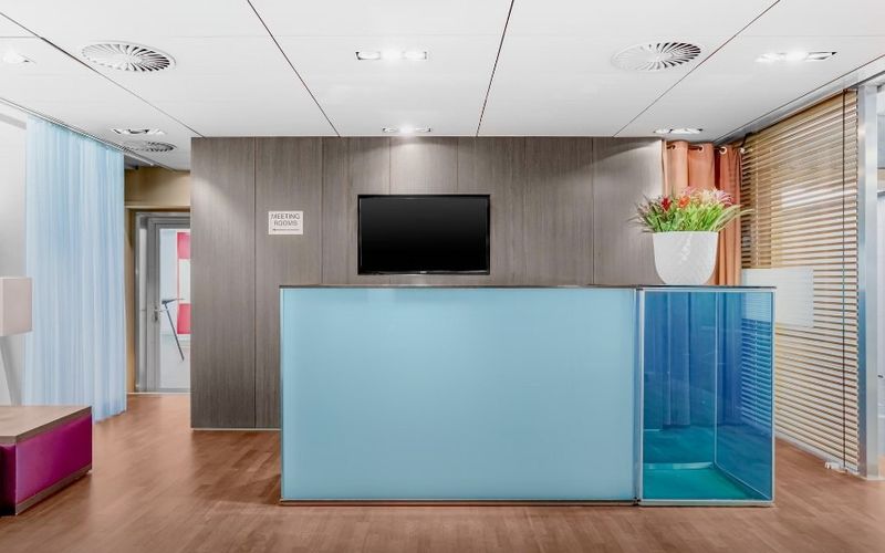 127 Schiphol Boulevard, Schiphol Image 1