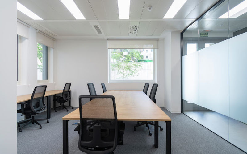 55 Paseo De La Castellana, Madrid Image 1