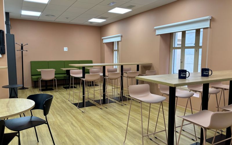 4 C Marques De Larios, Malaga Image 12