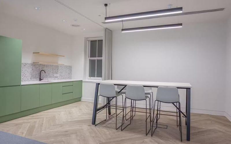 184-186 Regent Street, London Image 4