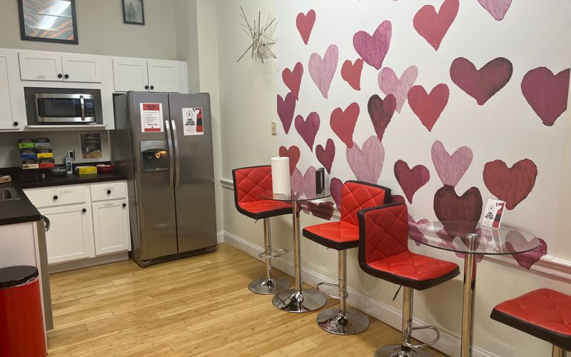 10001 Derekwood Ln, Lanham Image 4