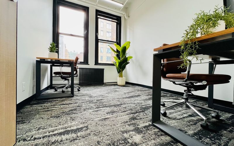 307 West 38th Street, New York, 4 DESKS 307 West 38th Street, New York Image 1