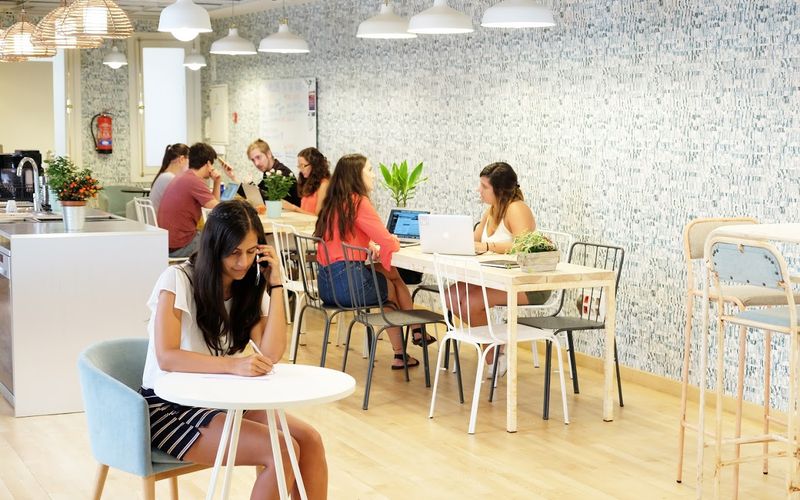 17 Cra De S Jeronimo, Madrid Image 2